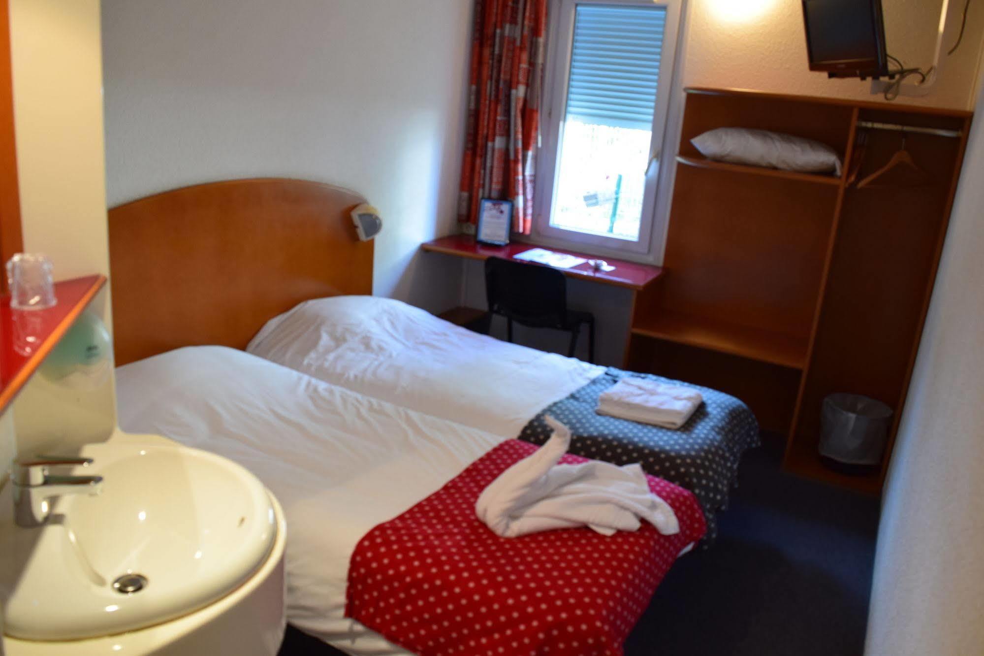 Tregueux Quick Palace Saint Brieuc מראה חיצוני תמונה