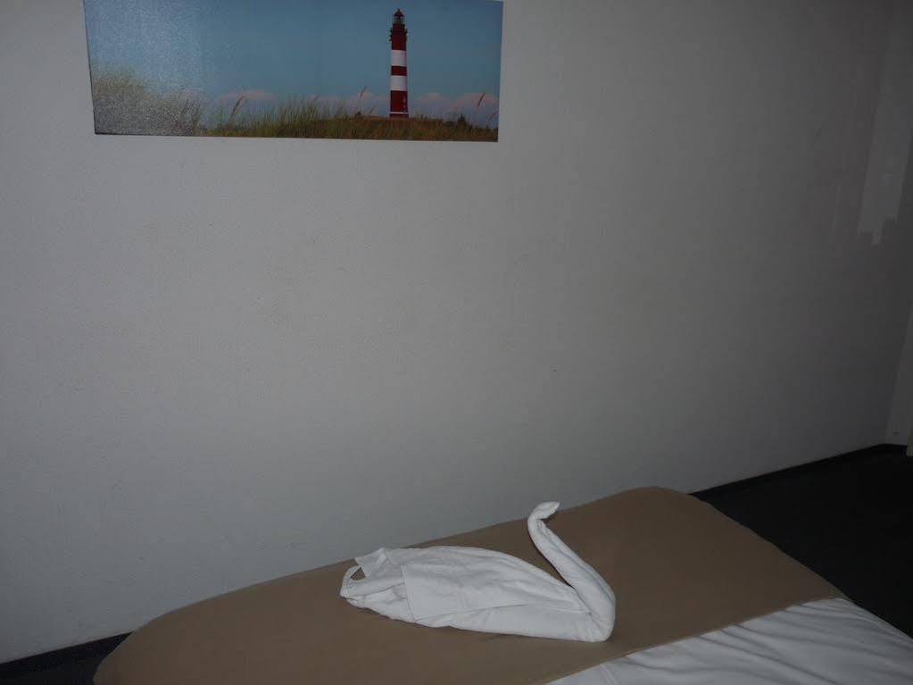 Tregueux Quick Palace Saint Brieuc מראה חיצוני תמונה
